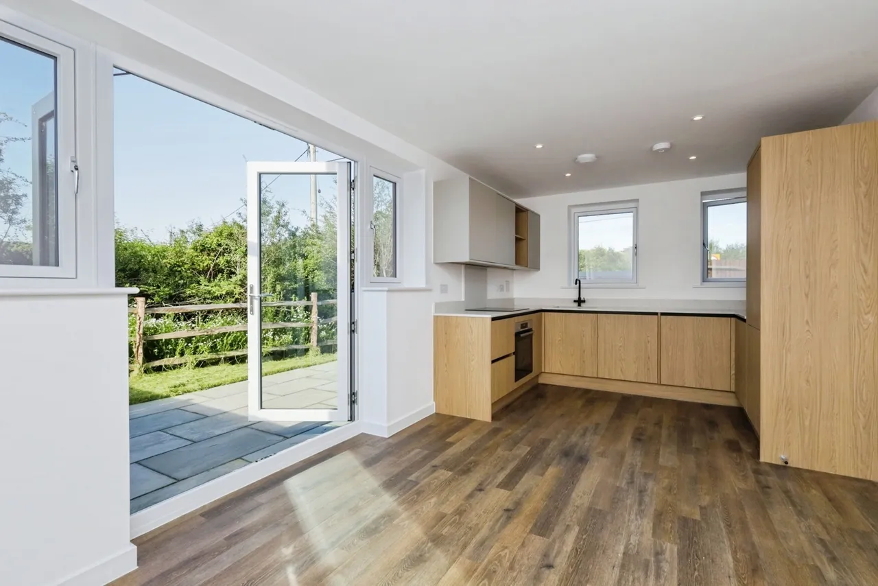 Camberlot Road, Upper Dicker, BN27, photo 17