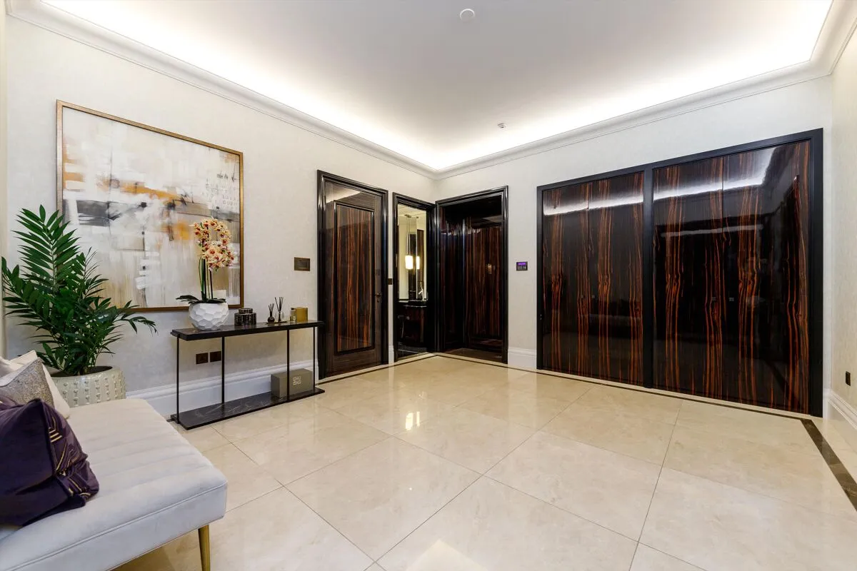 Whitehall Place, London, SW1A, photo 18