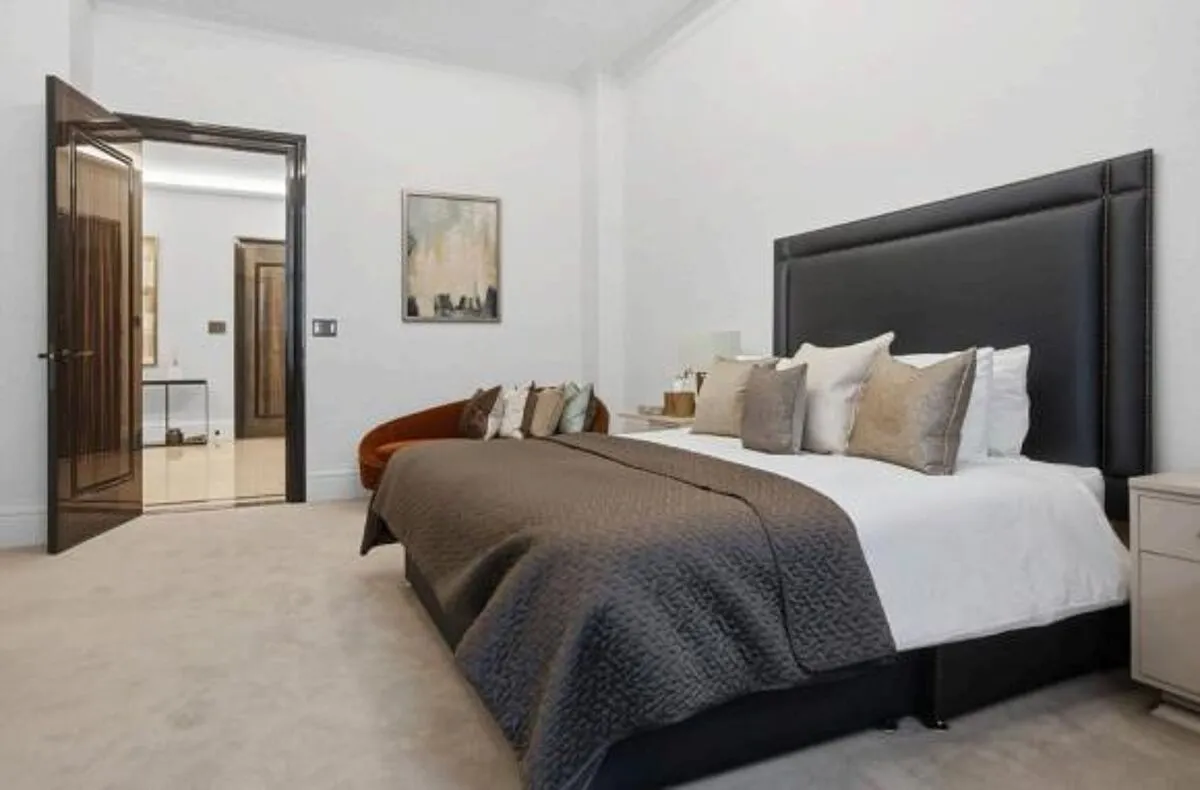 Whitehall Place, London, SW1A, photo 13