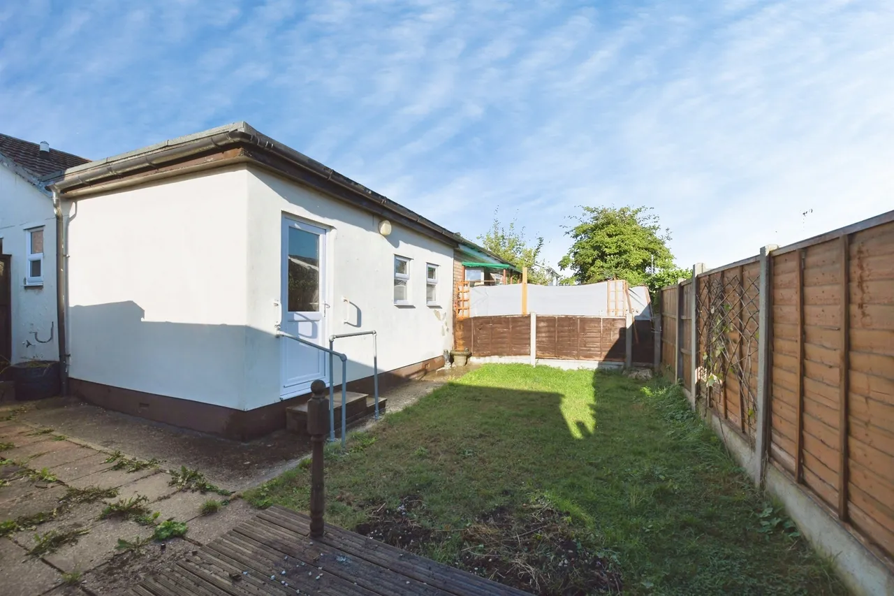 Newlands Road, Canvey Island, photo 9