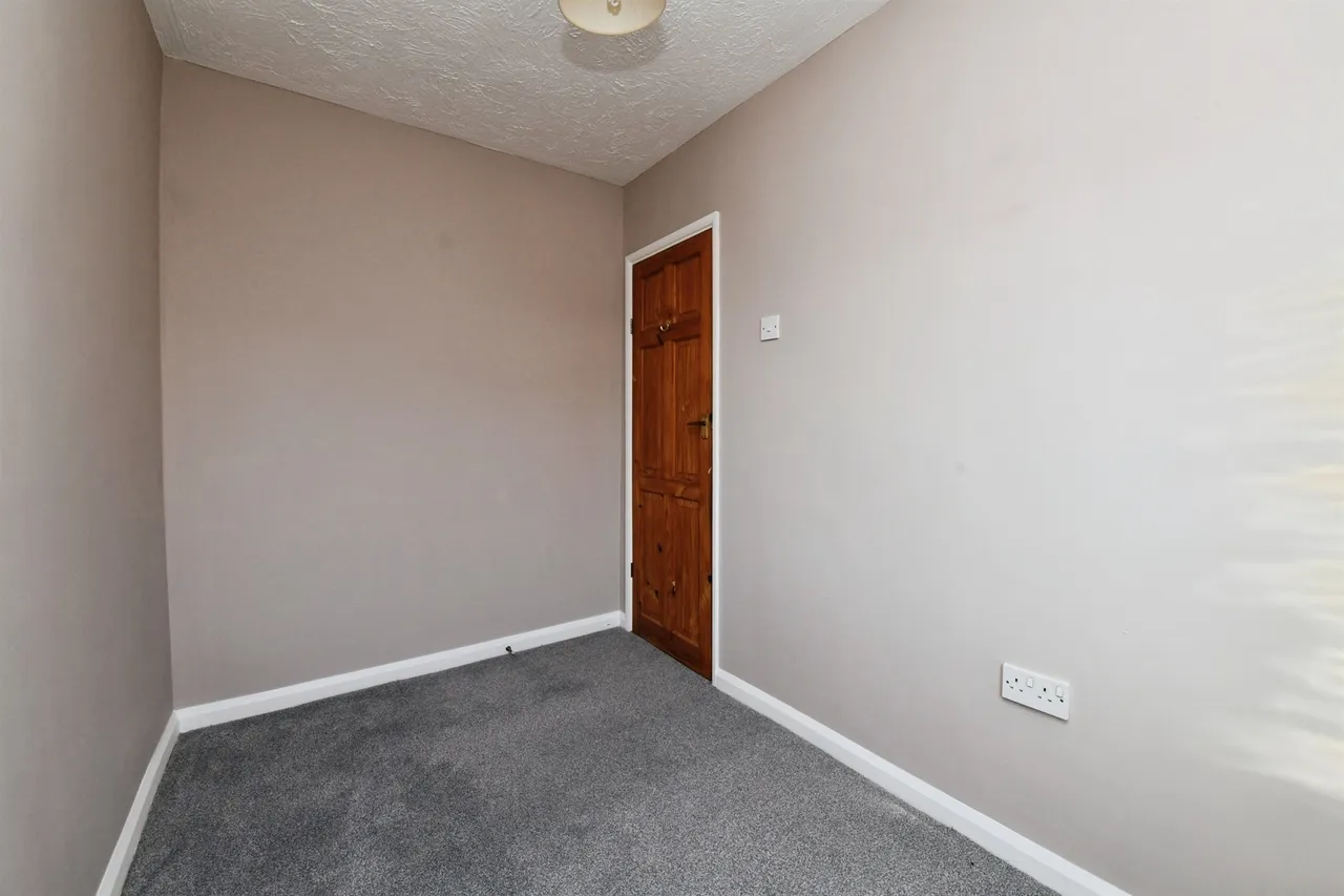 Newlands Road, Canvey Island, photo 6