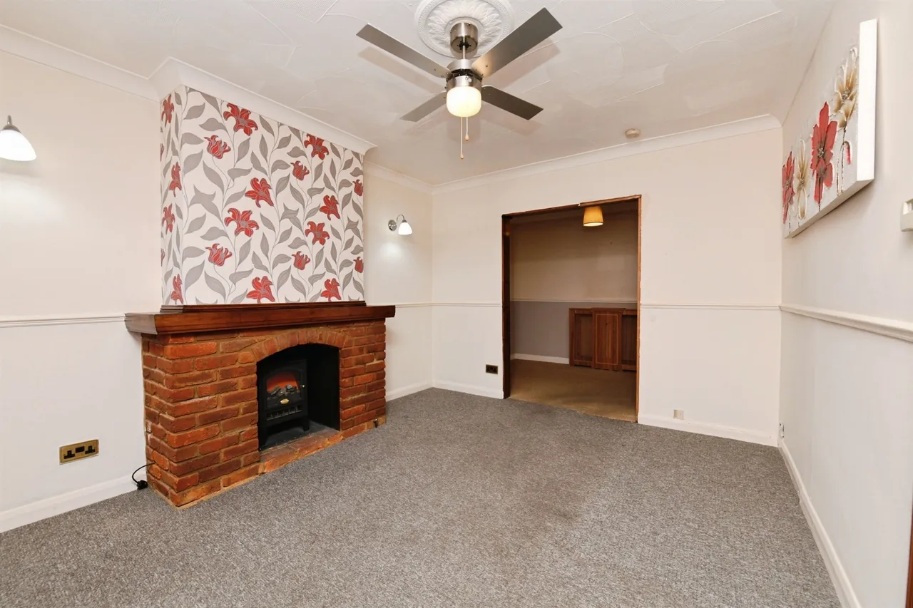 Newlands Road, Canvey Island, photo 3