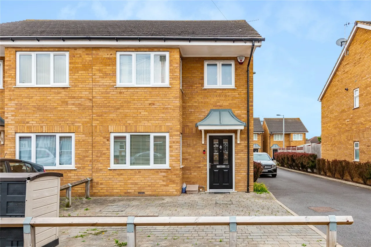 3 bed house for sale, Rainham, RM13