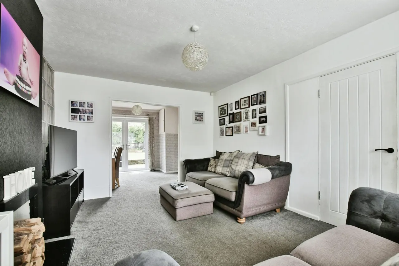 Eastleigh Road, Cheadle, SK8, photo 7