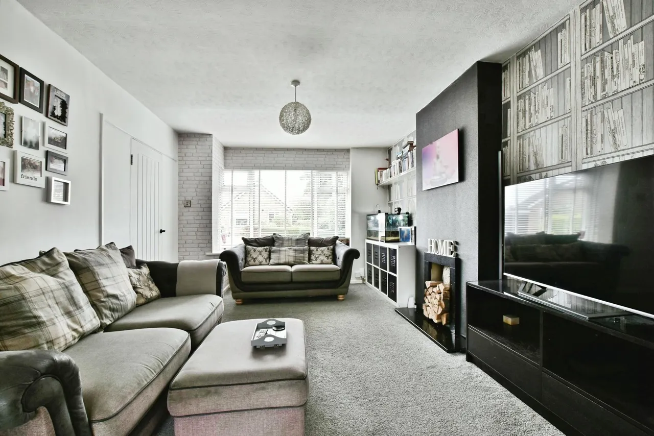 Eastleigh Road, Cheadle, SK8, photo 10