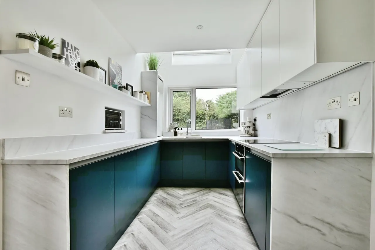 Eastleigh Road, Cheadle, SK8, photo 5