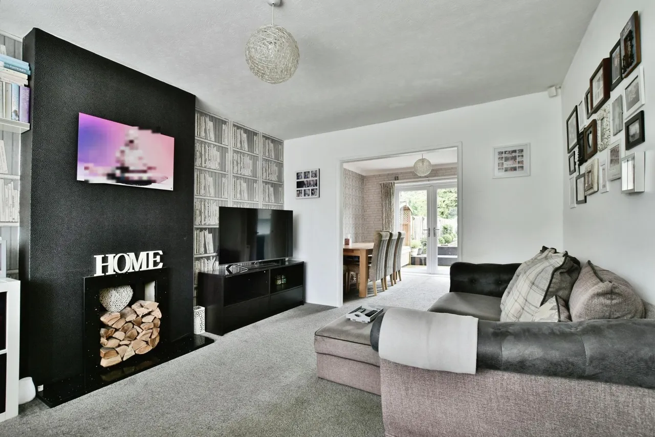 Eastleigh Road, Cheadle, SK8, photo 6