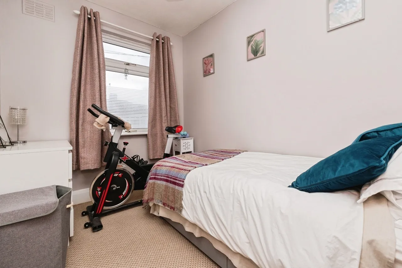 Ilchester Crescent, Bristol, Somerset, BS13, photo 19