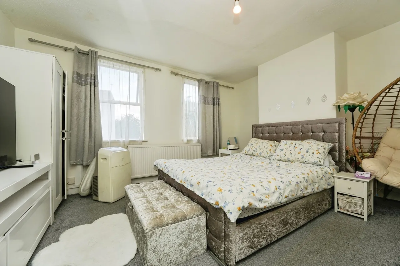 High Street, Gloucester, Gloucestershire, GL1, photo 8