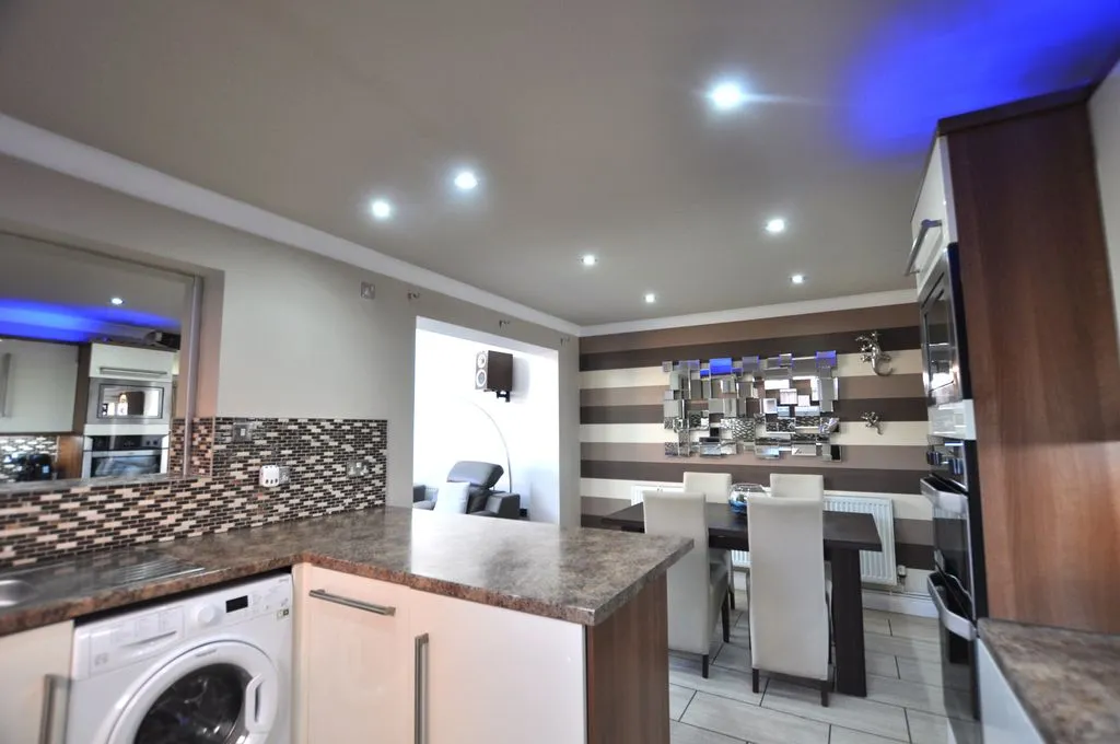 For SaleEskdale Avenue, Blackrod, photo 8