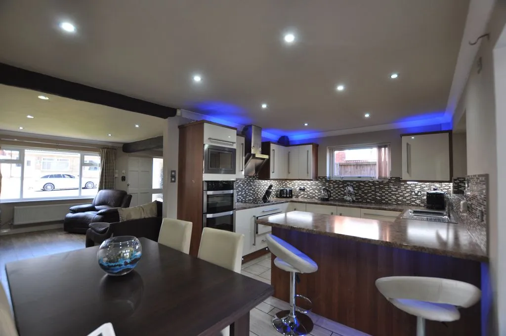 For SaleEskdale Avenue, Blackrod, photo 6