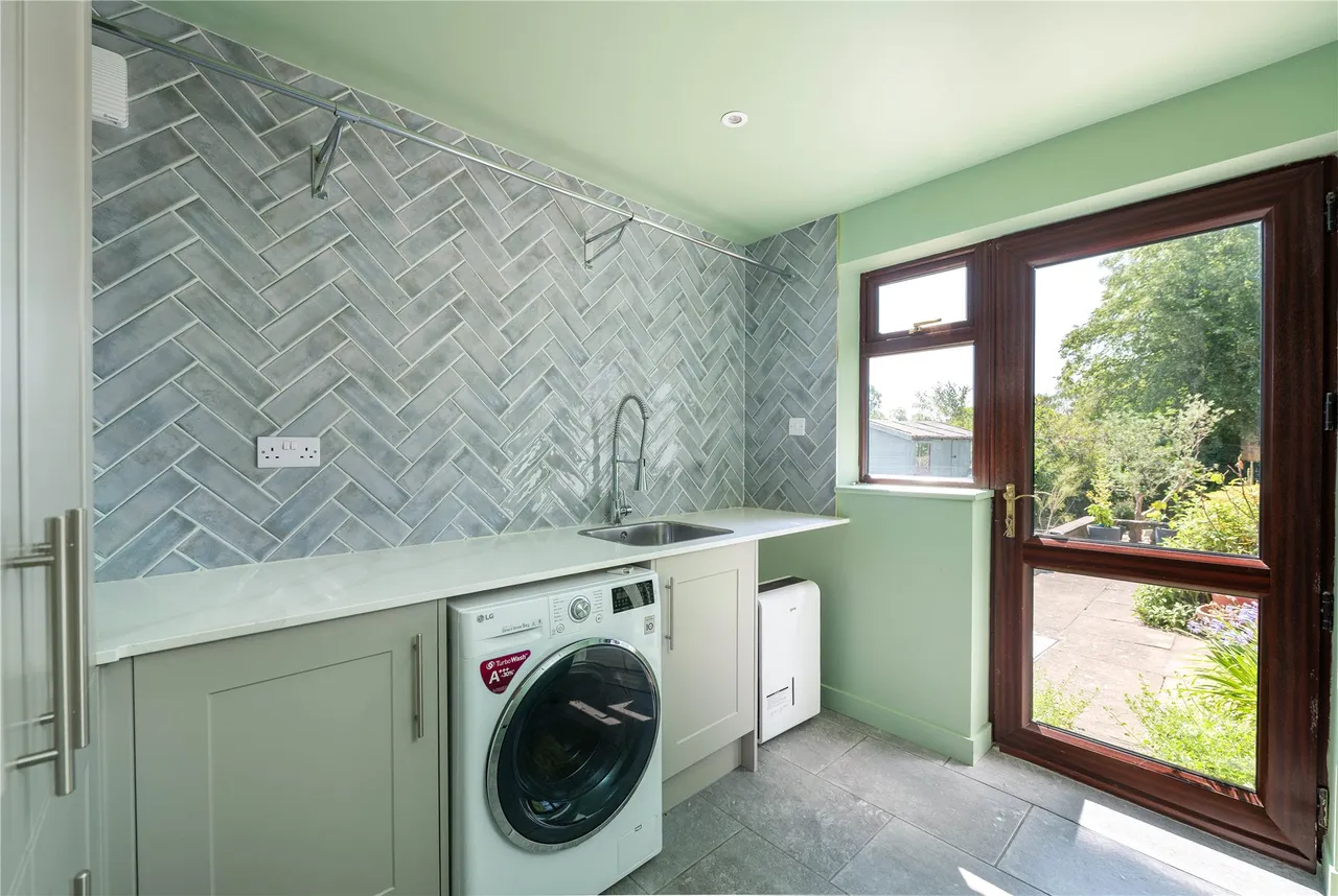 Main Road, Hackleton, NN7, photo 16