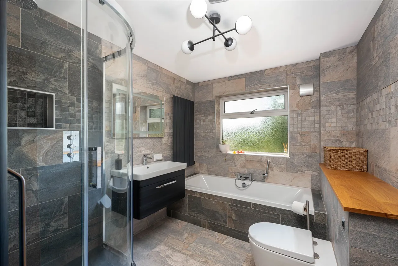Main Road, Hackleton, NN7, photo 12