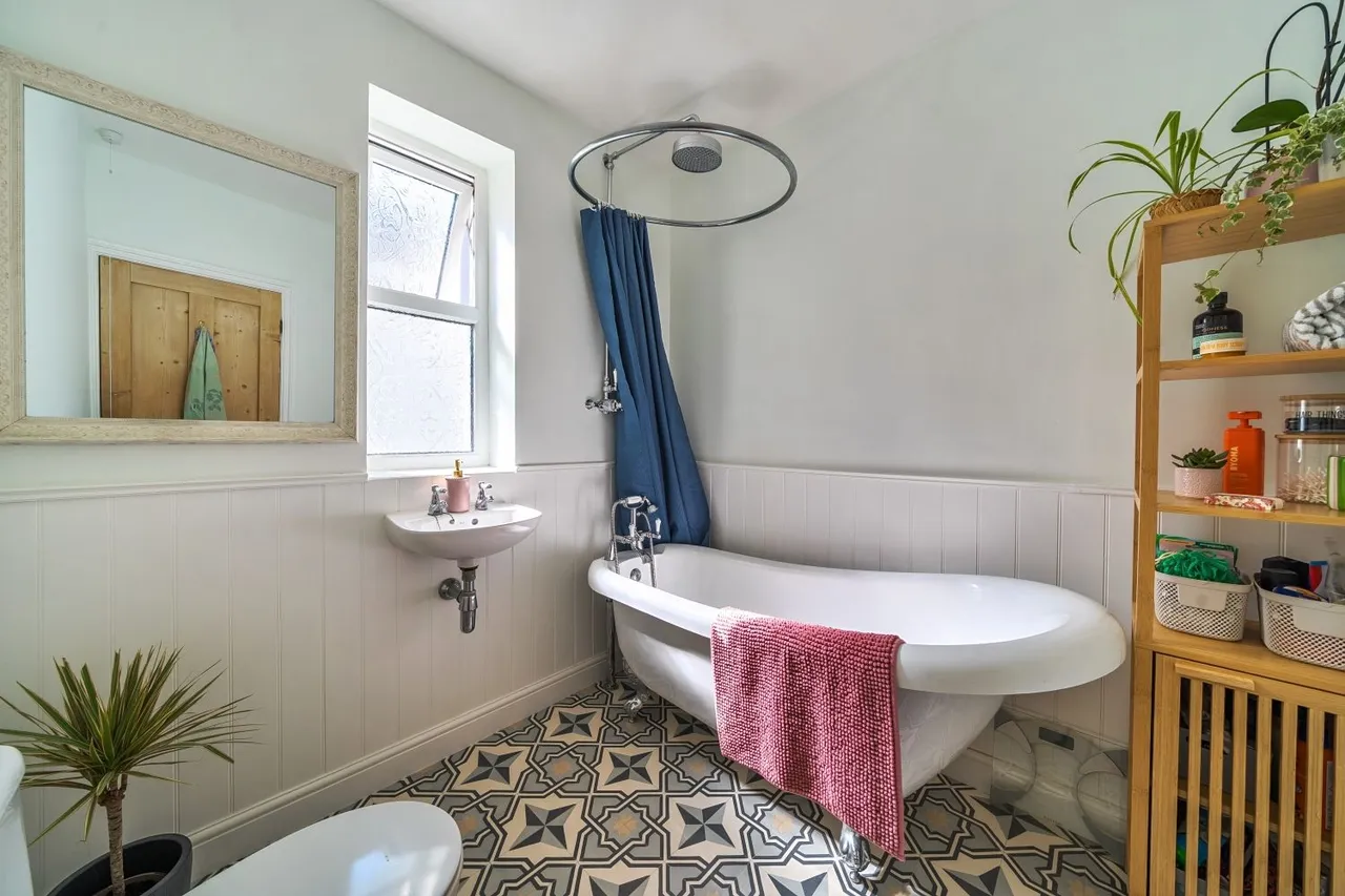 Abbotsham Road, Bideford, EX39, photo 16
