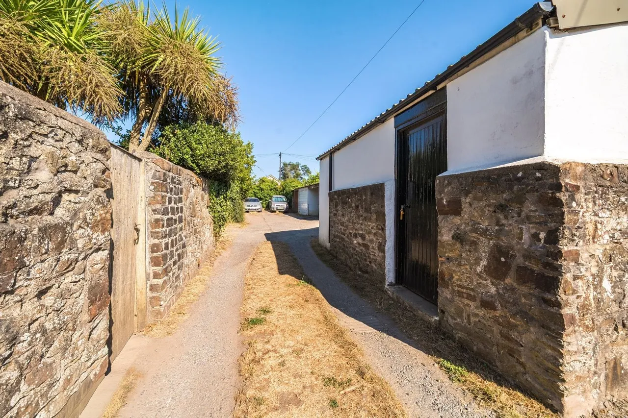 Abbotsham Road, Bideford, EX39, photo 19