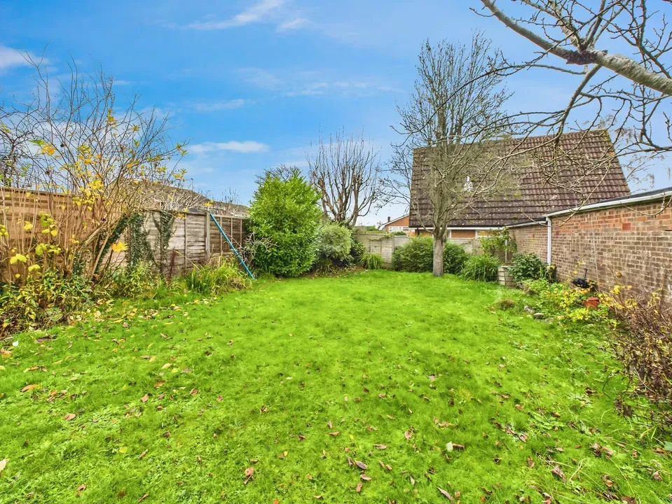 Lambs Farm Road, Horsham, photo 21