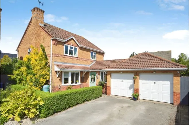 4 bed house for sale — Haydock Close, Branston