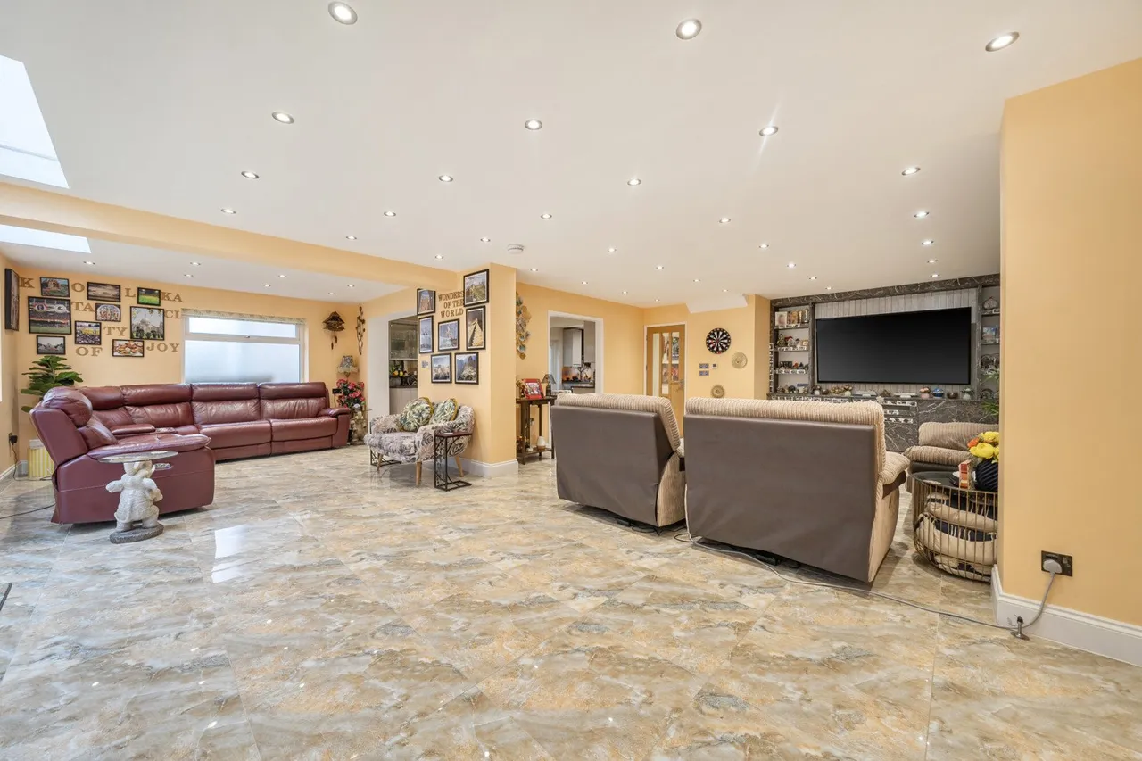 The Avenue, BR6, photo 15
