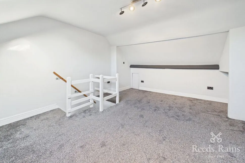 Sheffield Road, Woodhouse, Sheffield, S13, photo 9
