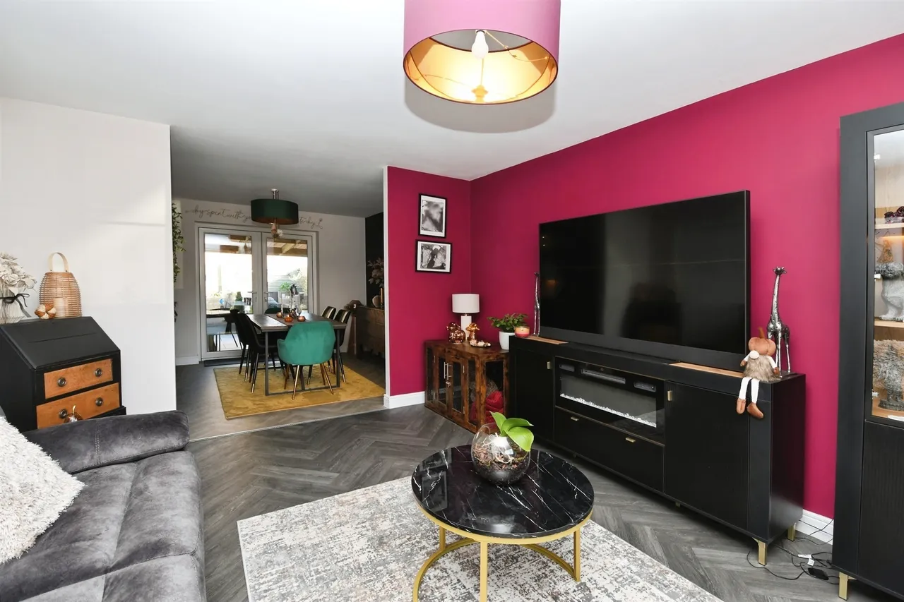 Harrow Drive, Frampton, PE20, photo 11