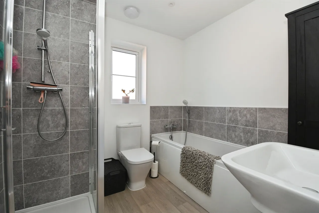 Harrow Drive, Frampton, PE20, photo 22