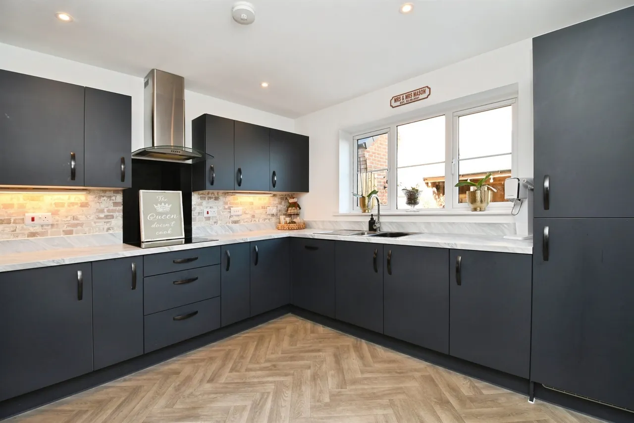 Harrow Drive, Frampton, PE20, photo 6
