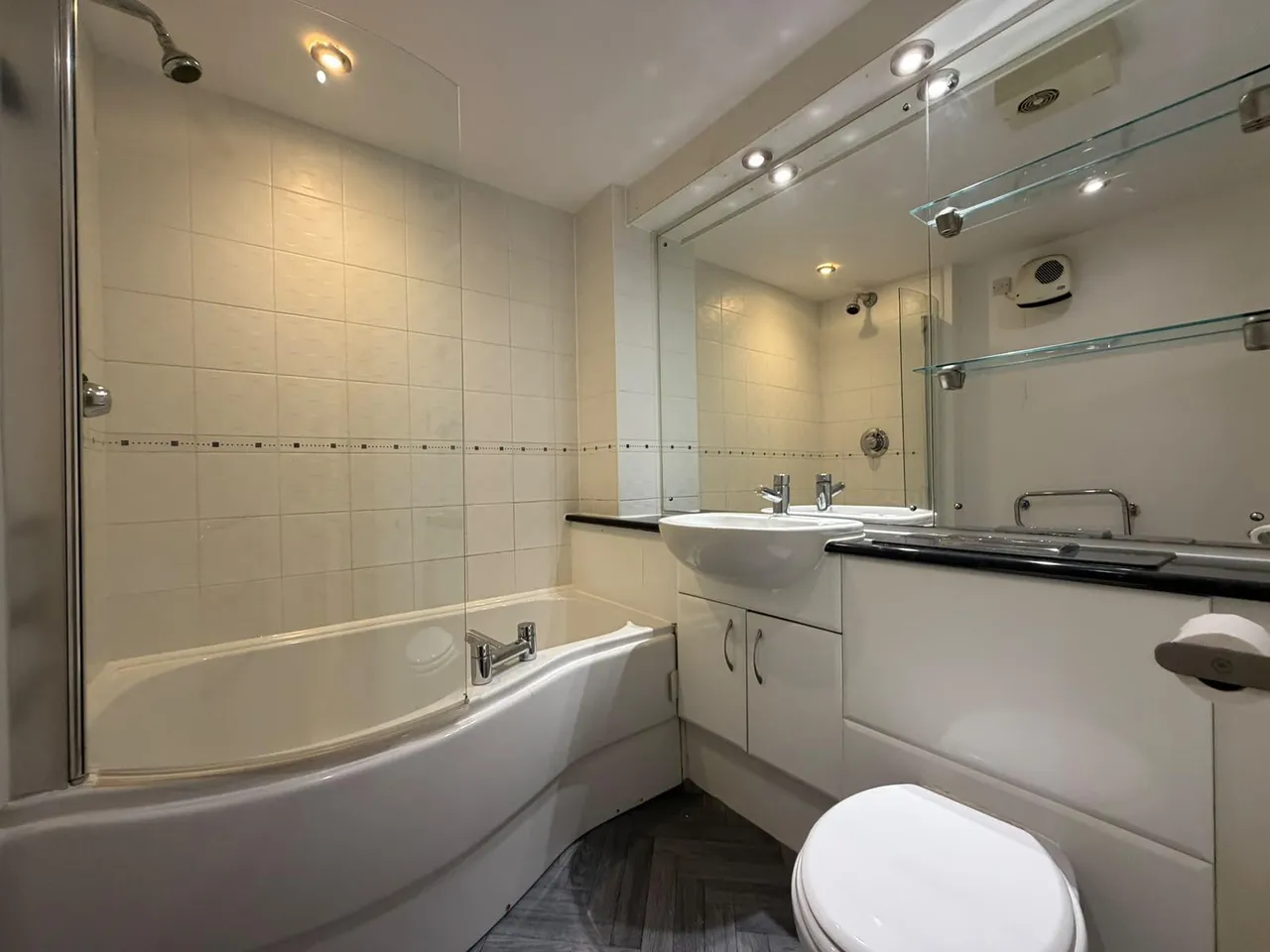 Elmira Way, Salford, M5, photo 9