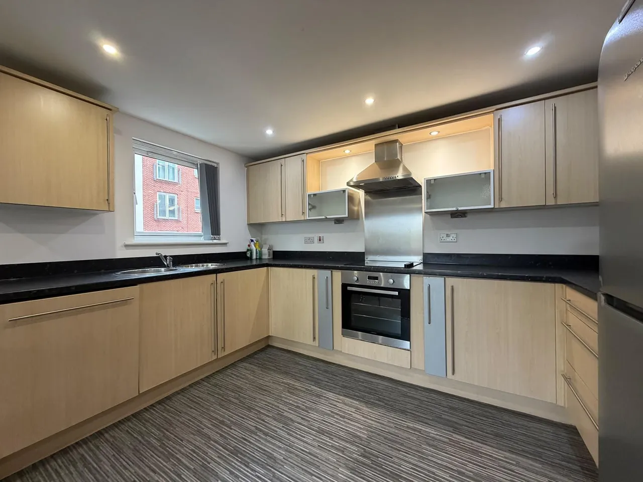 Elmira Way, Salford, M5, photo 4