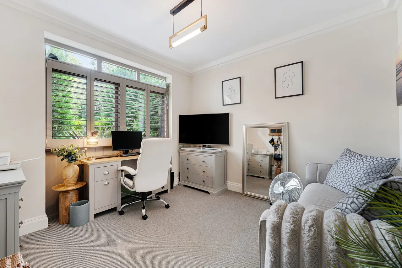 Lynton Lane, Alderley Edge, SK9, photo 8
