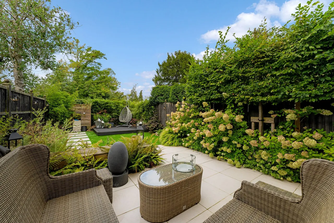 Lynton Lane, Alderley Edge, SK9, photo 17