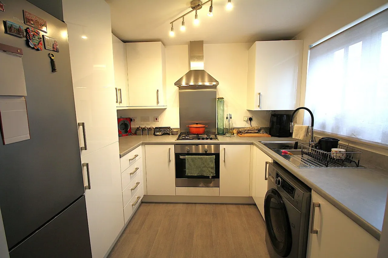 Burnet Drive, Cheltenham, GL53, photo 6