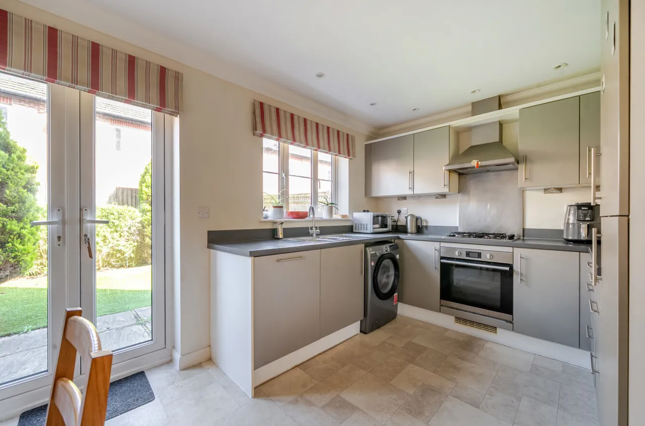 Watersmead Drive, Littlehampton, BN17, photo 3