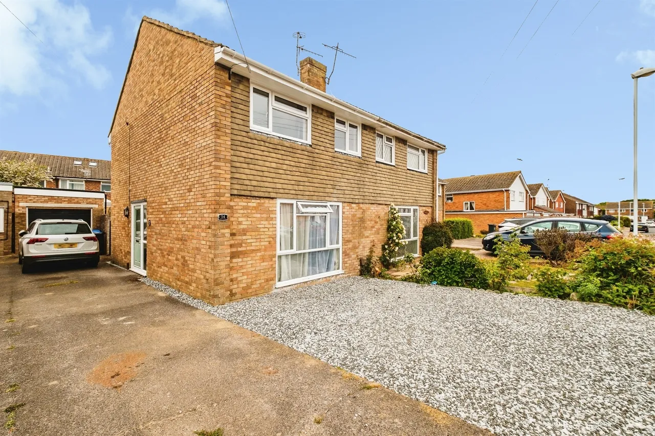 3 bed house for sale, Tavy Road, Worthing, BN13