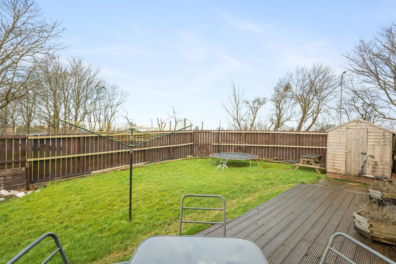 Helmsdale Court, Cumbuslang, G72 7YR, photo 24