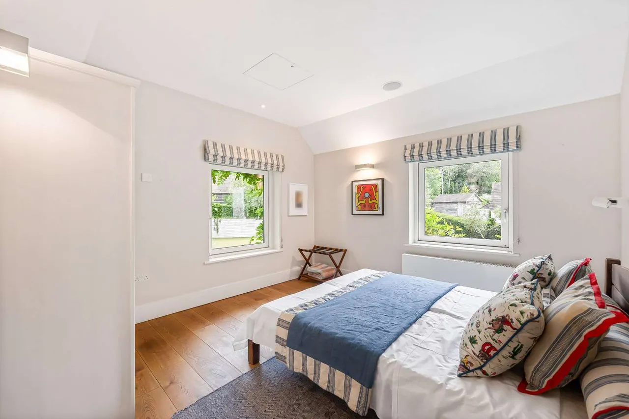 Hambleden, Henley-on-Thames, RG9, photo 21