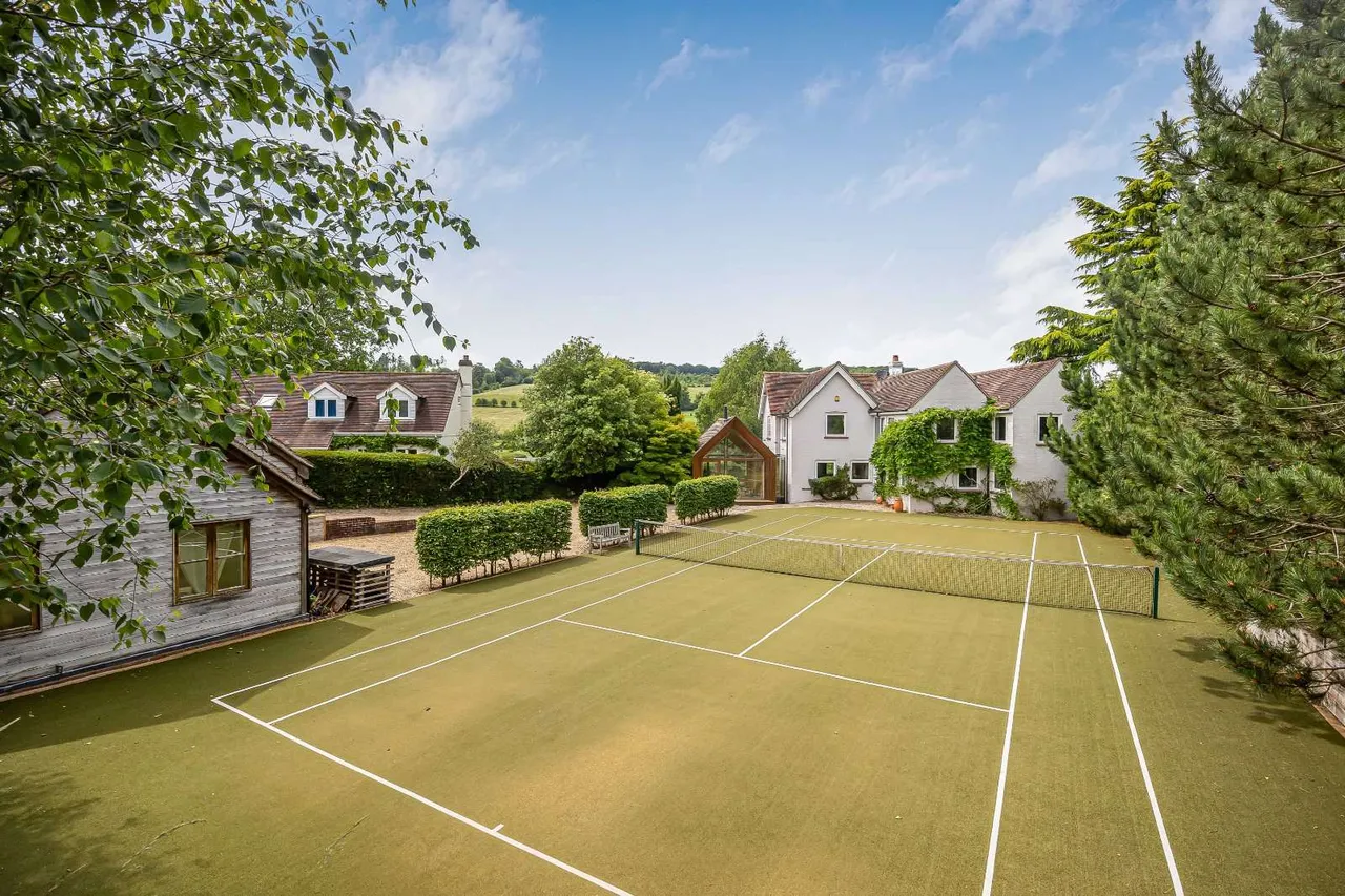 Hambleden, Henley-on-Thames, RG9, photo 2