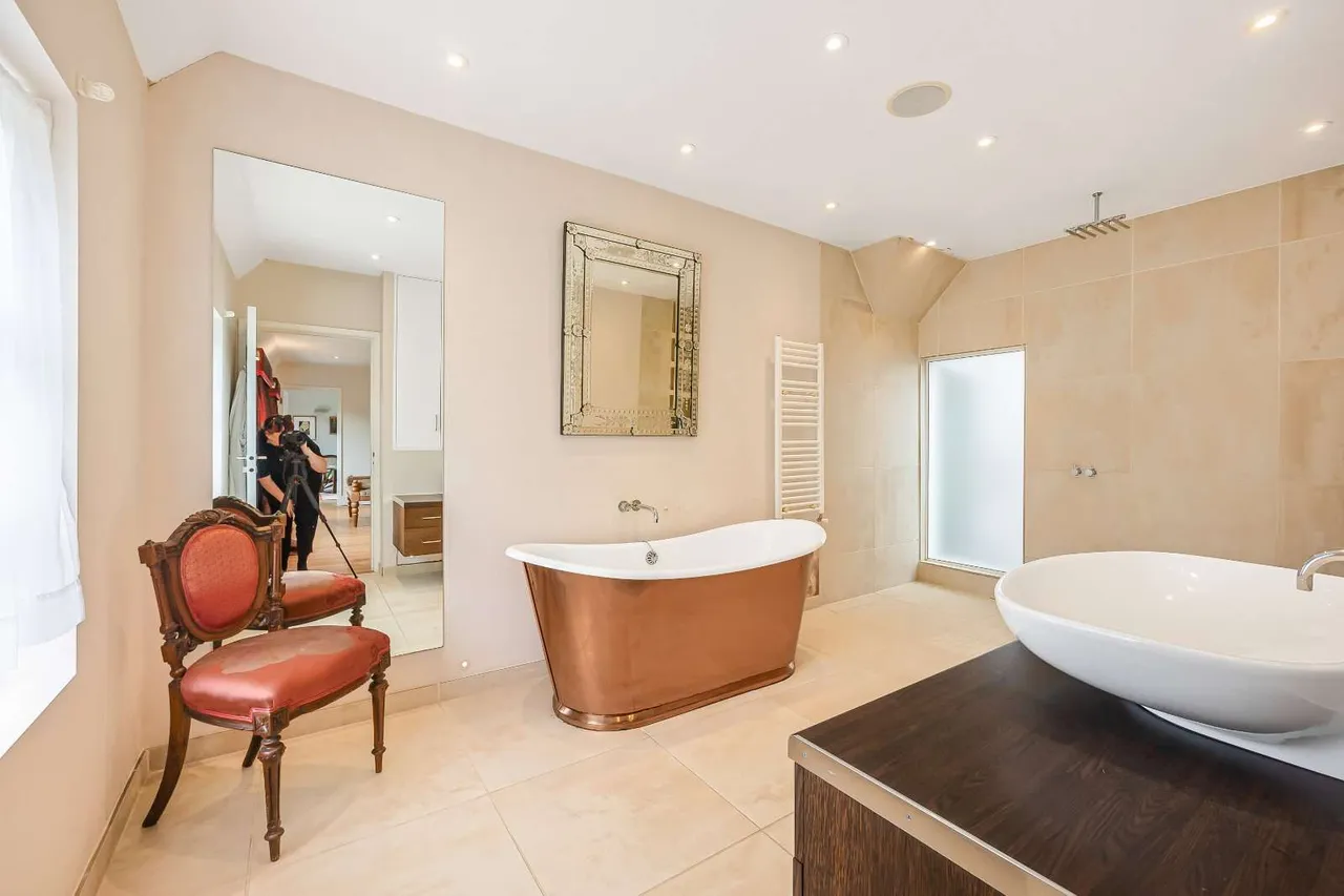 Hambleden, Henley-on-Thames, RG9, photo 24