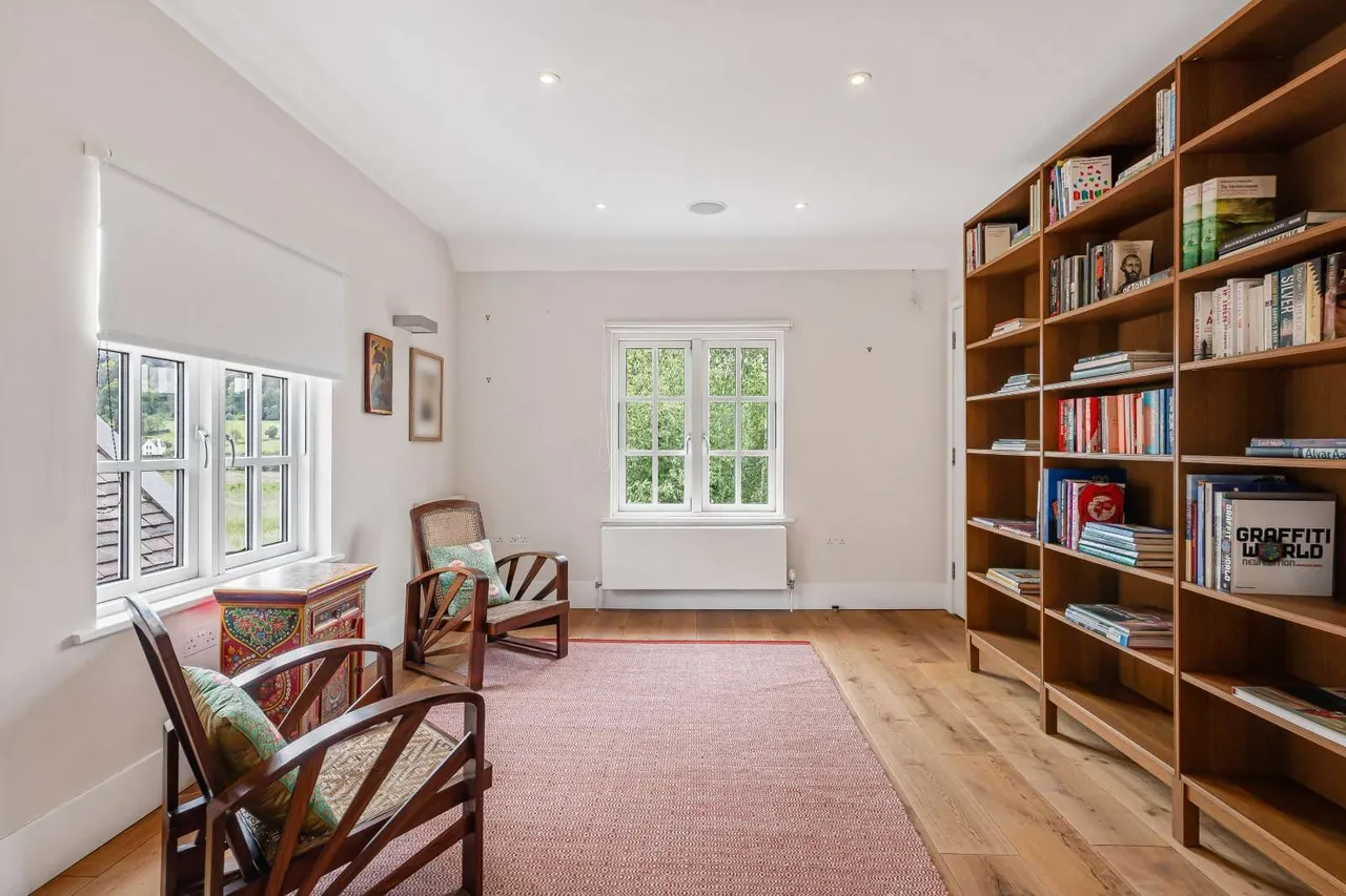 Hambleden, Henley-on-Thames, RG9, photo 27