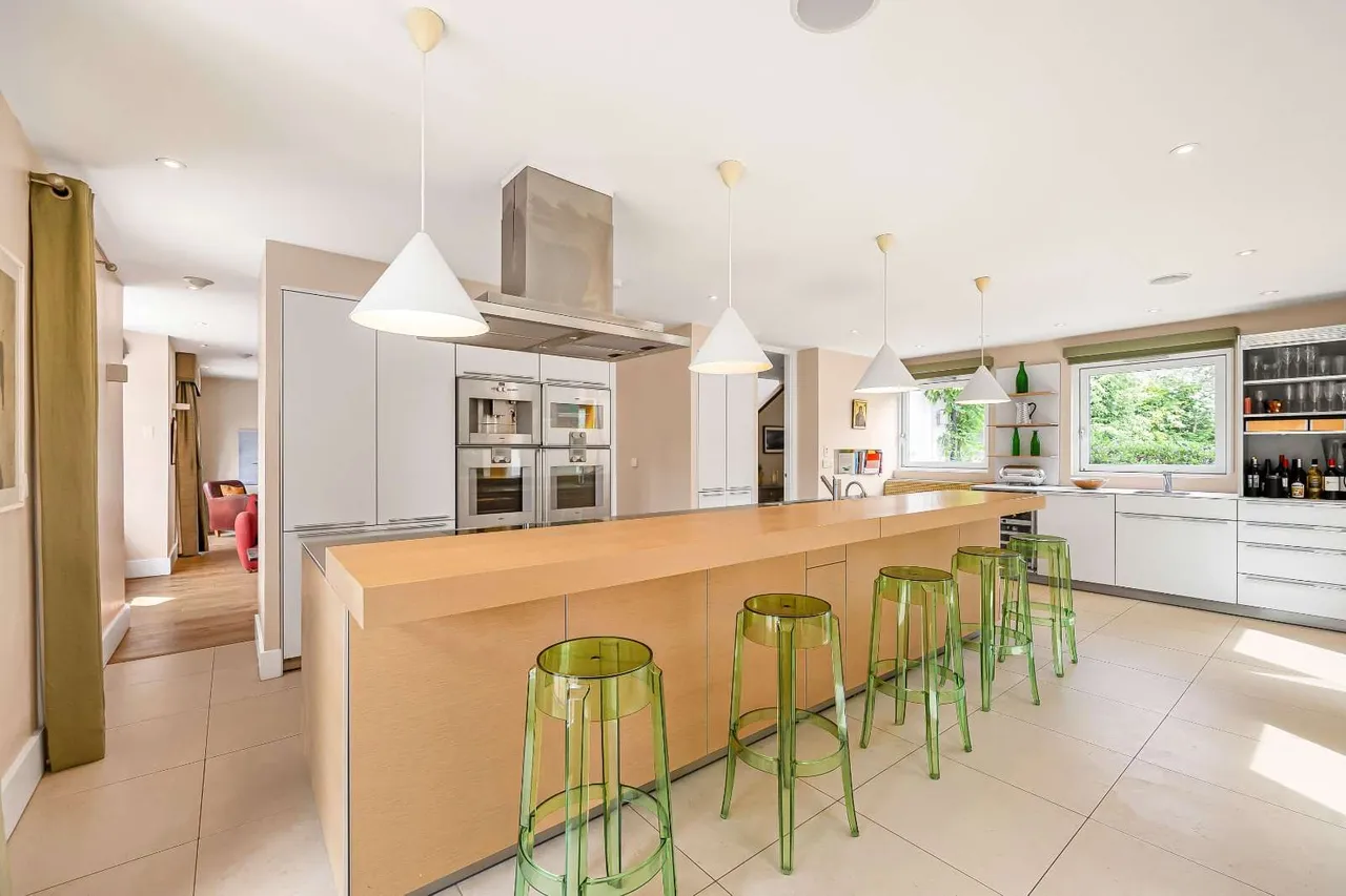 Hambleden, Henley-on-Thames, RG9, photo 10