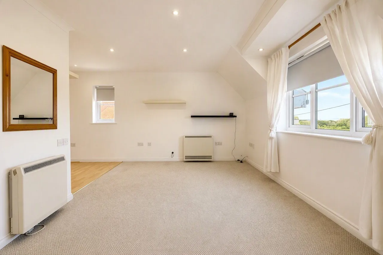 Czarina Rise, Laindon, Basildon, Essex, SS15, photo 4