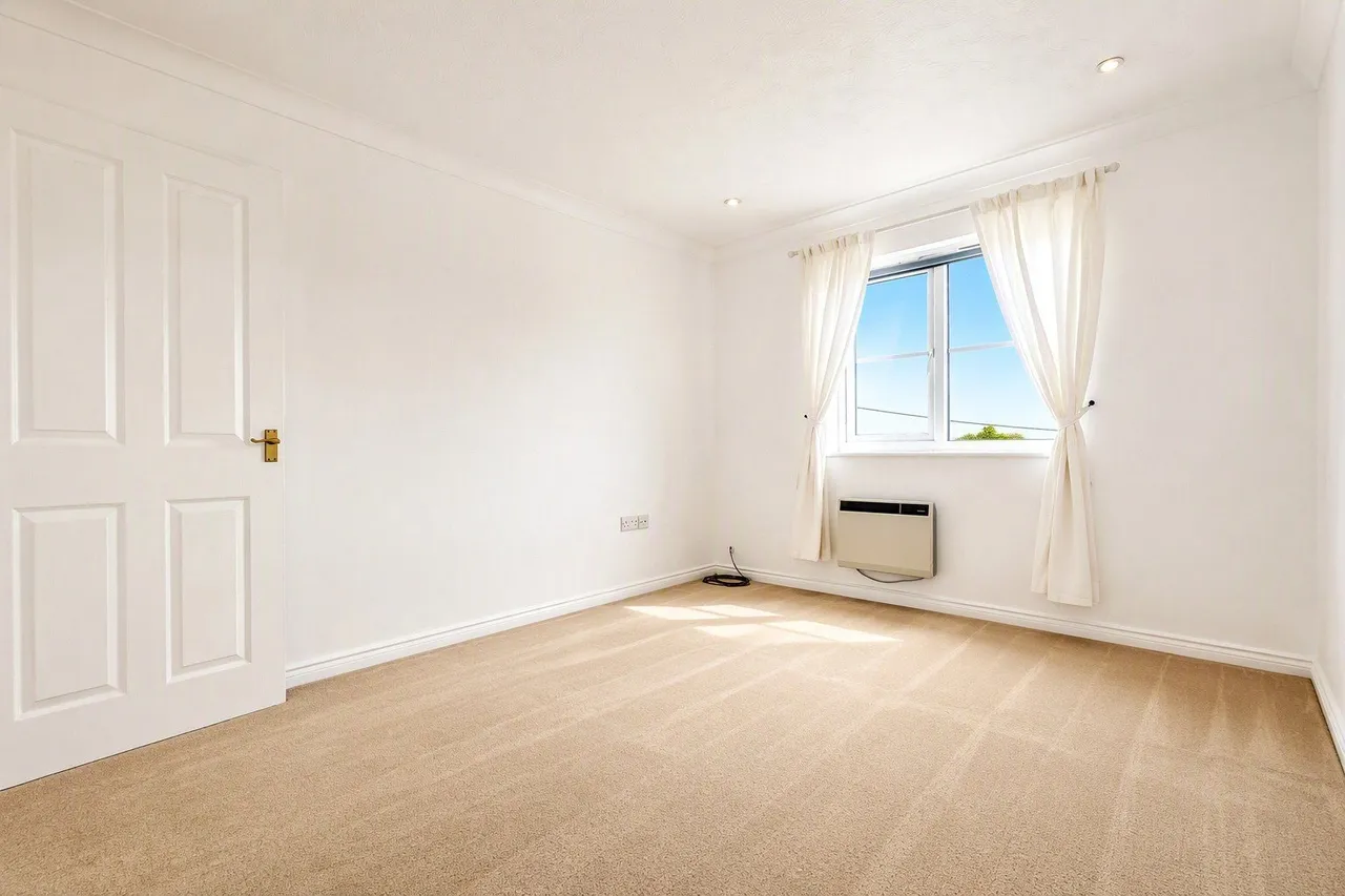Czarina Rise, Laindon, Basildon, Essex, SS15, photo 10