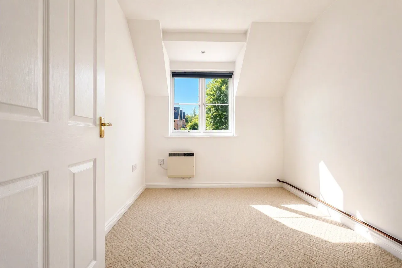 Czarina Rise, Laindon, Basildon, Essex, SS15, photo 11