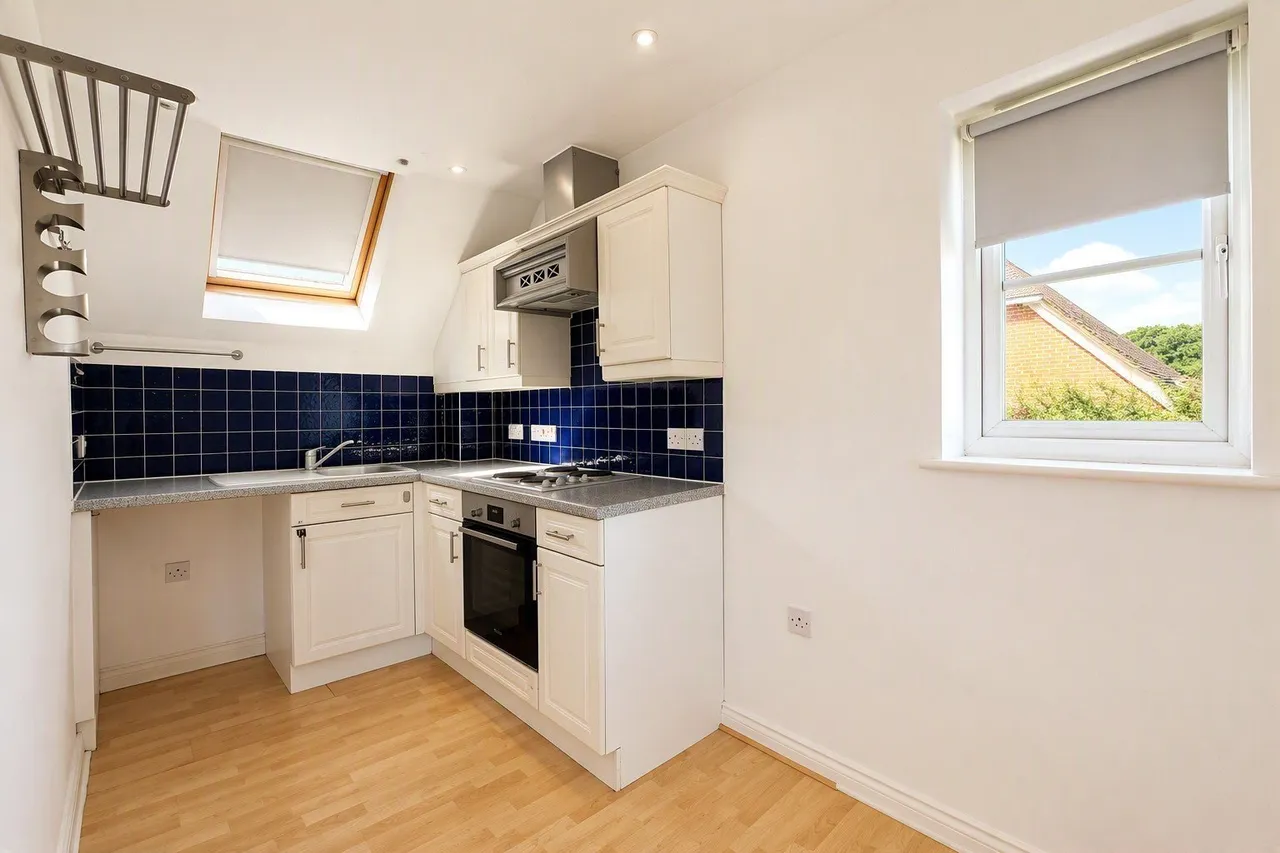 Czarina Rise, Laindon, Basildon, Essex, SS15, photo 7