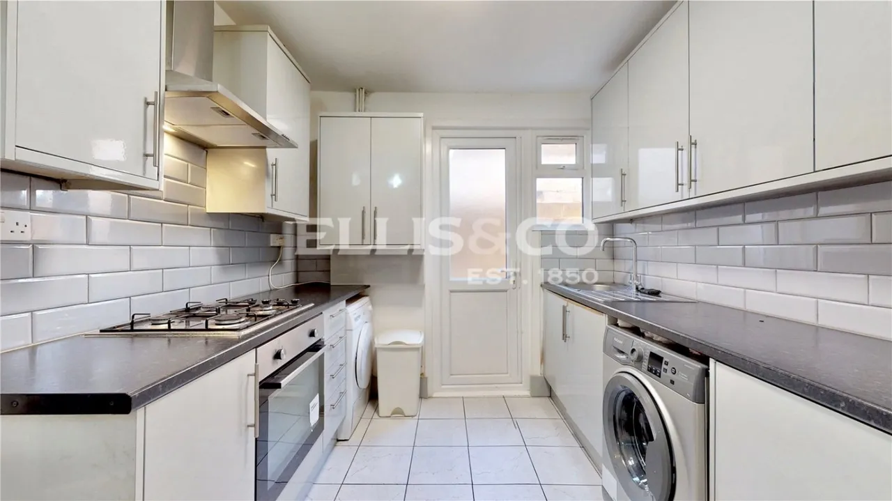 Chaplin Road, Wembley, HA0, photo 3