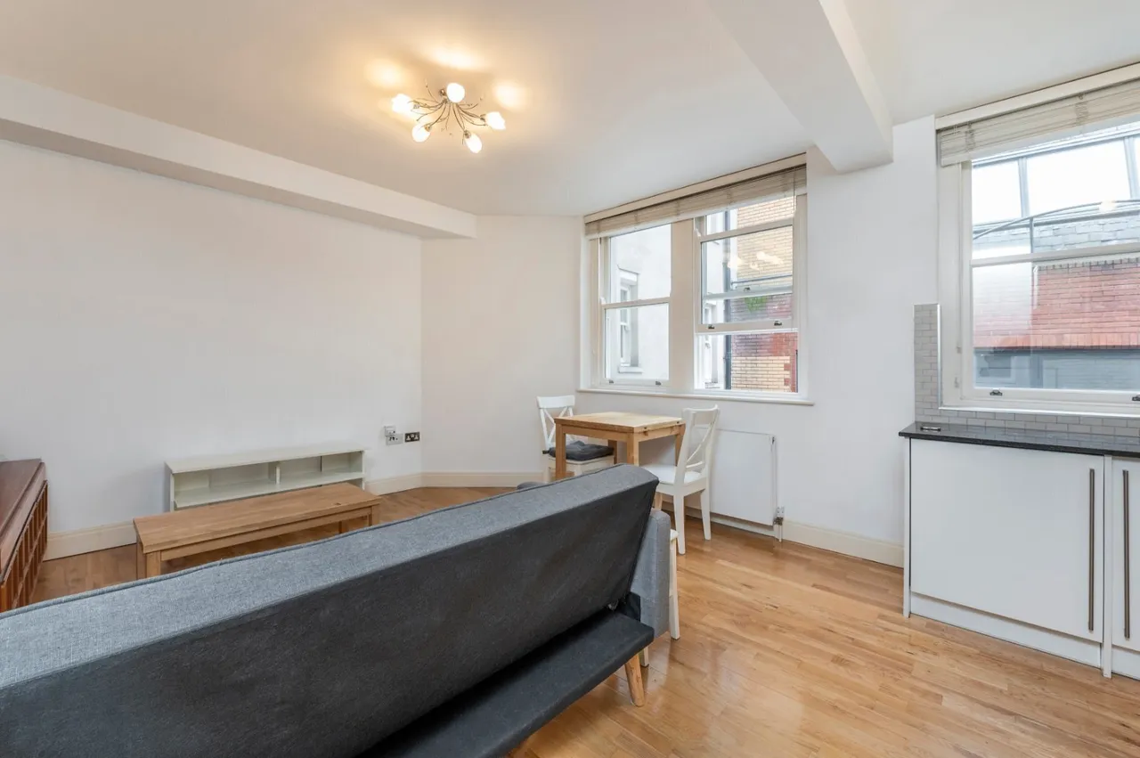 High Holborn, London, WC1V, photo 11