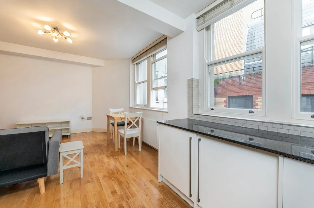 High Holborn, London, WC1V, photo 9