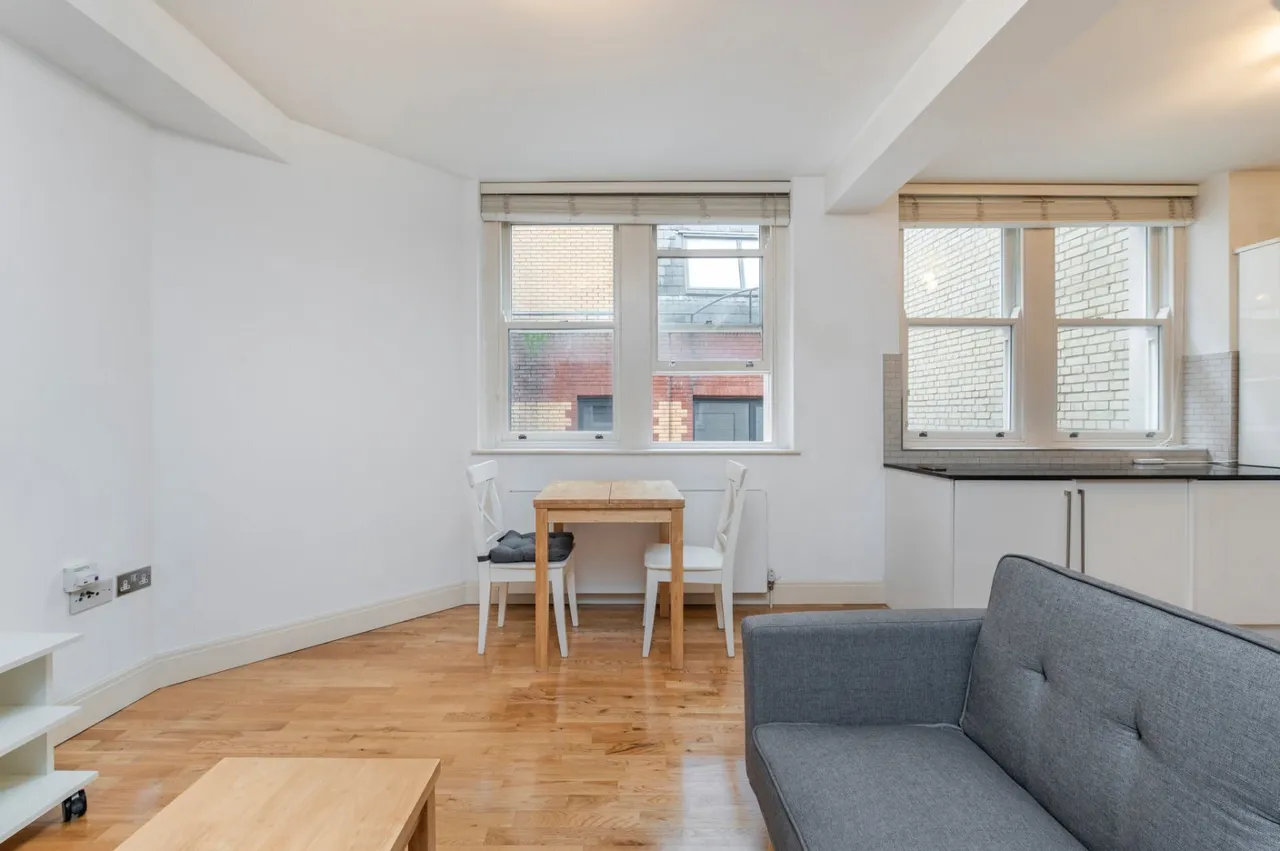 High Holborn, London, WC1V, photo 10