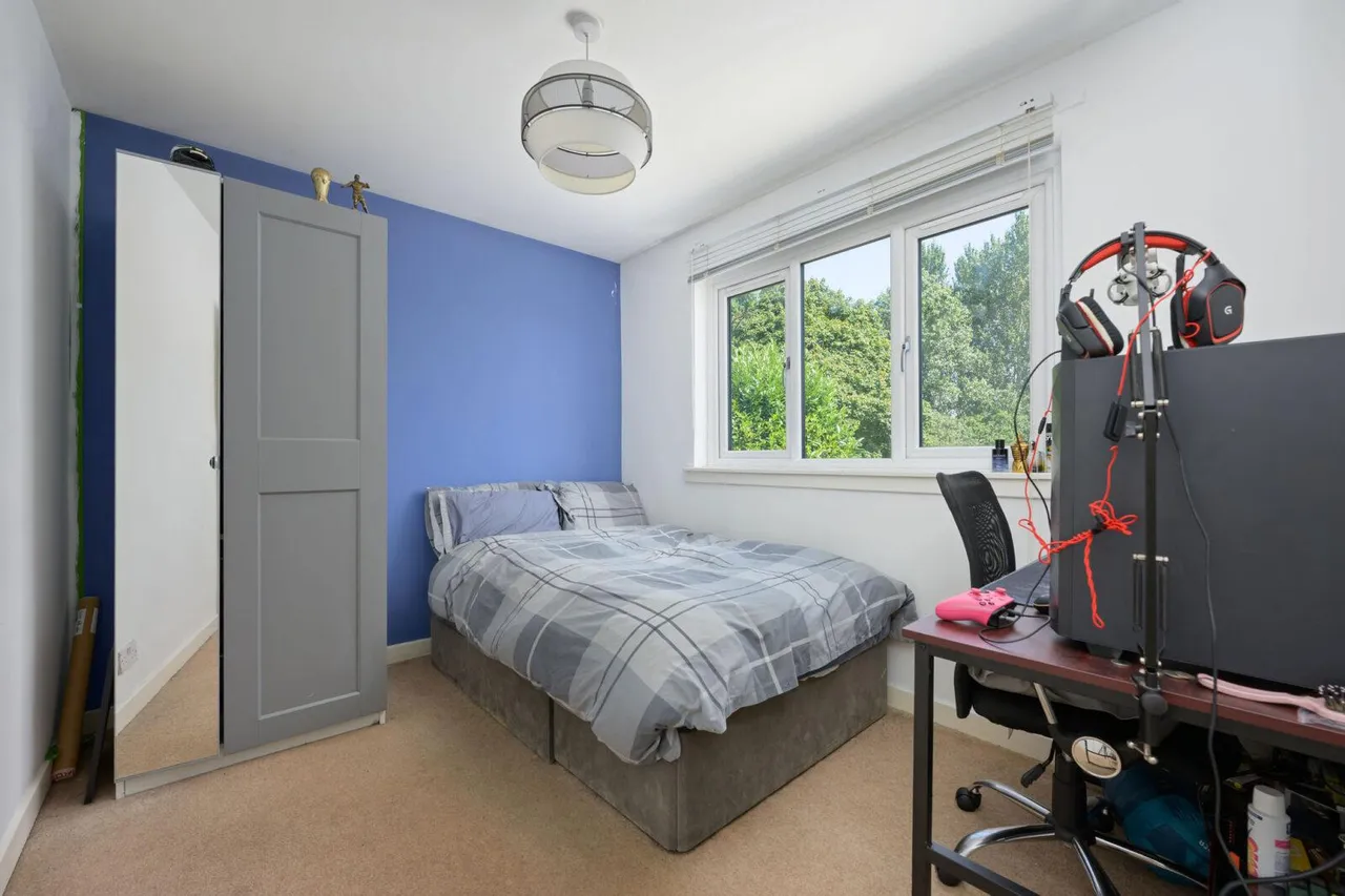 Castle Drive, Stenhousemuir, FK5 4DH, photo 16