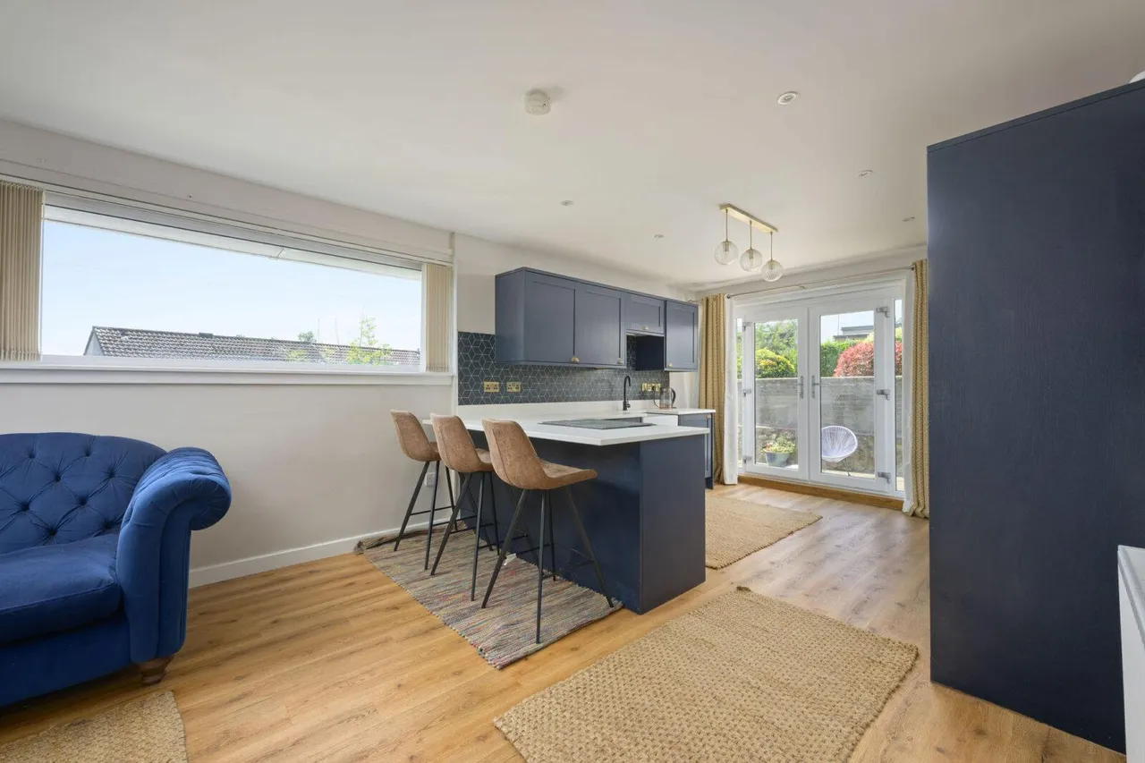 Castle Drive, Stenhousemuir, FK5 4DH, photo 8