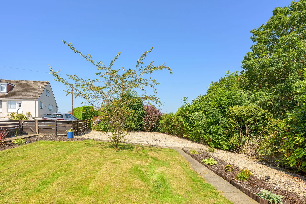 Castle Drive, Stenhousemuir, FK5 4DH, photo 28